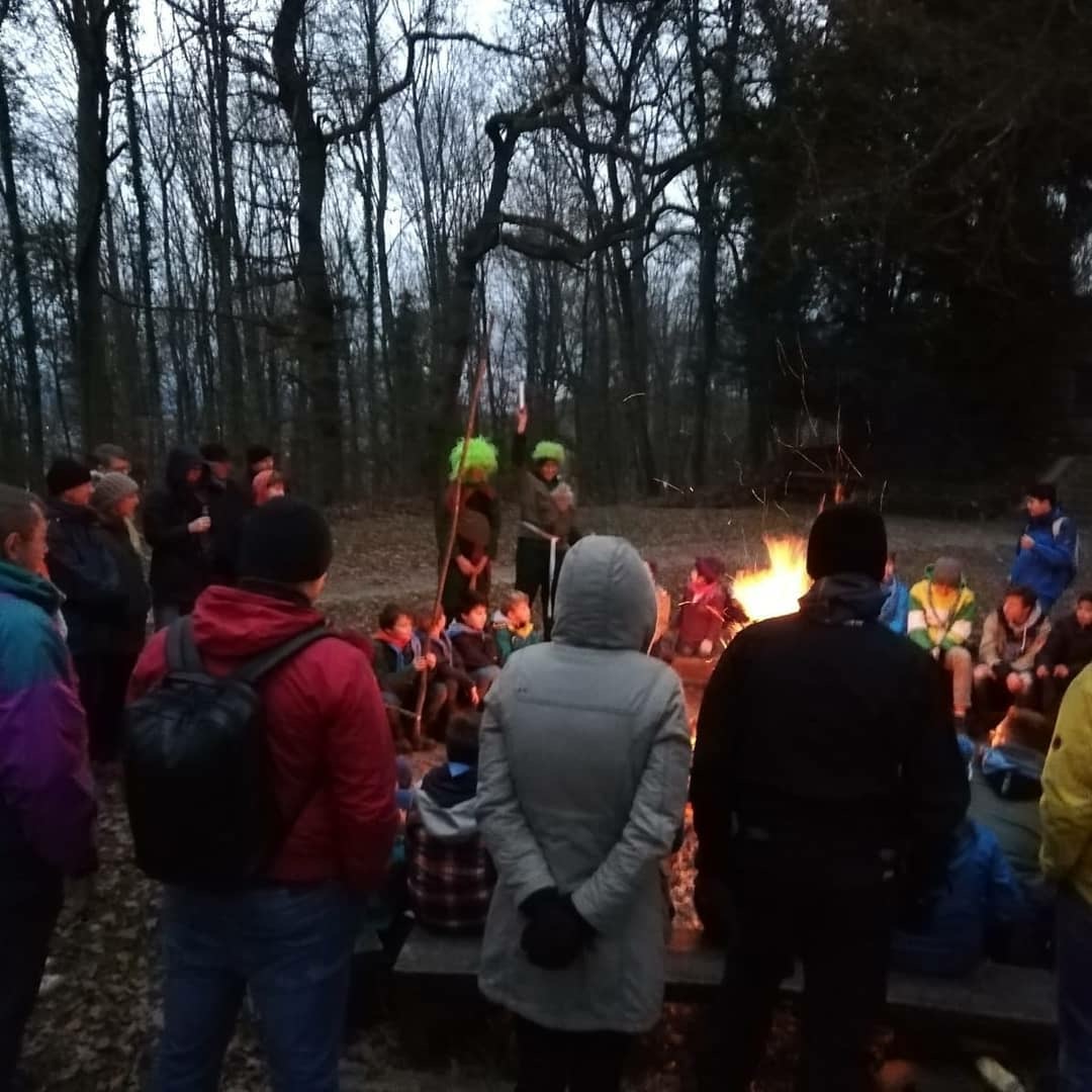 Eltern im Wald